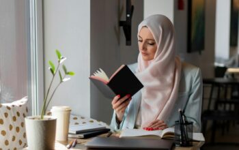 5 Tips Memilih Hijab Lebaran 2025 Agar Nyaman