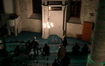 9 Tanda Orang yang Mendapatkan Lailatul Qadar